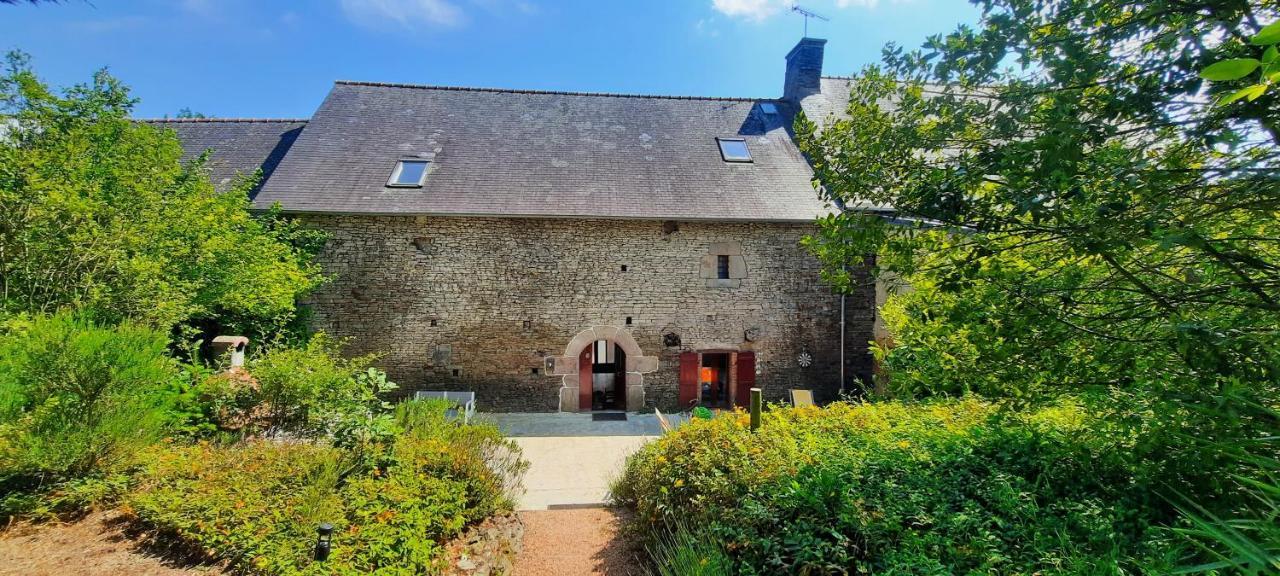 Chambres D'Hotes Domaine La Touche 플레인포거스 외부 사진