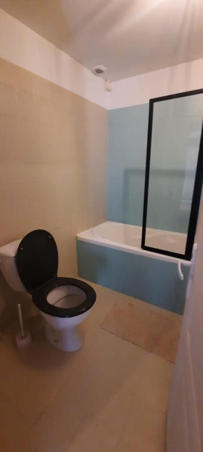 Chambres D'Hotes Domaine La Touche 플레인포거스 외부 사진